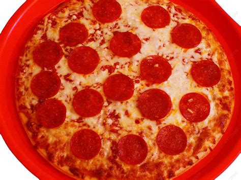 Pepperoni Pizza Pepperoni Cuisine Crust Photo Background And Picture ...