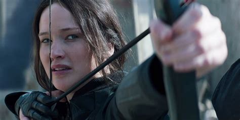 Holy Crap There’s a Lot Going on in the New Hunger Games: Mockingjay Trailer | WIRED