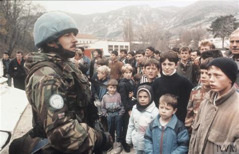 25 Photos From The Bosnian War Of 1992–1995 | Imperial War Museums