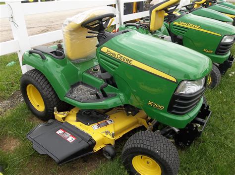 2010 John Deere X700 Lawn & Garden and Commercial Mowing - John Deere ...