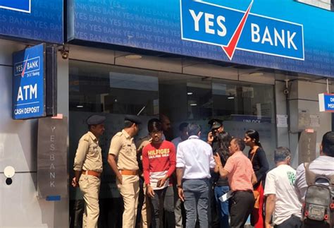 With no other option of cash withdrawal, customers line up at YES Bank ...