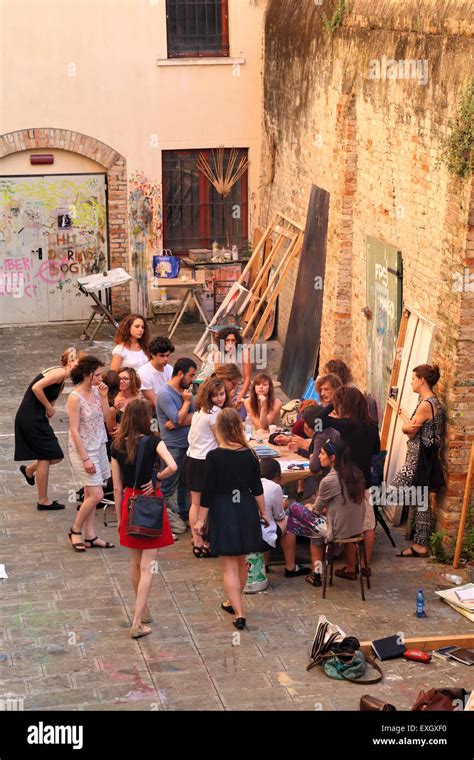 Art Night Venezia, Accademia di Belle Arti di Venezia Stock Photo - Alamy