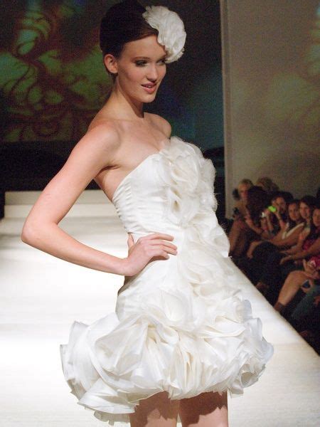 Chloe Dao Chloe Dao, One Shoulder Wedding Dress, Fashion Show, Wedding ...