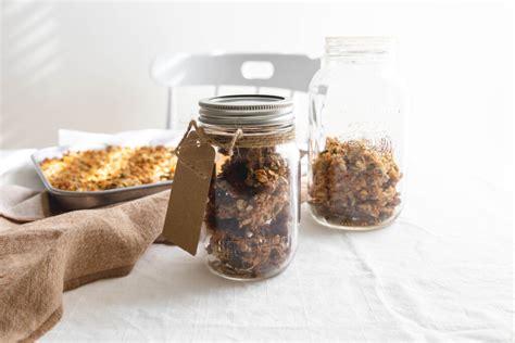 Healthy Homemade Granola Clusters - MAY EIGHTY FIVE