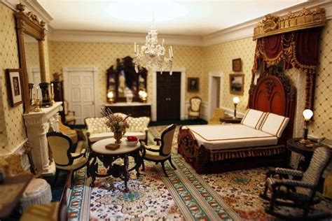 The Lincoln Bedroom | Inside the white house, White house bedroom ...