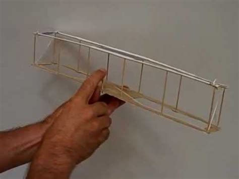 Wing Warping Demonstrator - YouTube