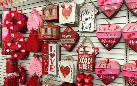 Diy Dollar Store Dollar Tree Valentine Decorations : I took some twine ...