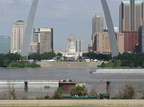 Mississippi River flooding in St. Louis expected to stabilize | STLPR