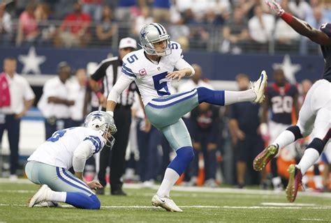 BREAKING: Minnesota Vikings Sign Former Cowboys Kicker Dan Bailey