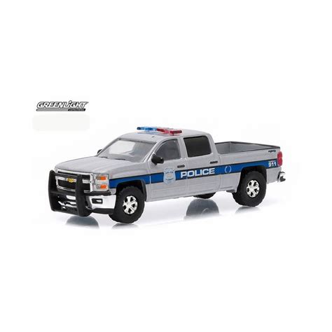 Greenlight Hot Pursuit Series 17 - 2015 Chevy Silverado Police Truck