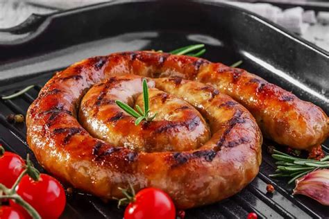 How To Cook Deer Sausage In The Oven, Grill And Skillet - CookGator