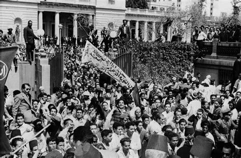 Stunning Photographs of Egypt's July 23 Revolution - History Collection