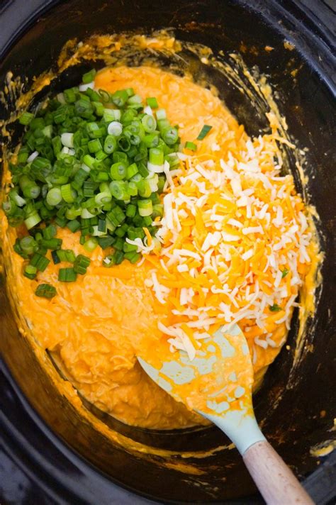 Crock Pot Buffalo Chicken Dip - THIS IS NOT DIET FOOD