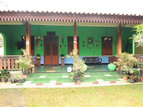 Melihat Lebih Dekat Arsitektur Eropa di Rumah Tradisional Betawi ...