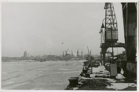 War damaged docks at Bremerhaven, Germany in 1945 | The Digital ...