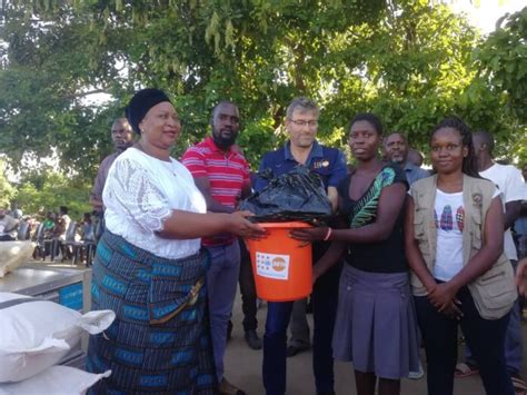 UNFPA, Unicef donate dignity kits and school items to flood victims - Malawi Voice