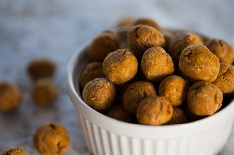 Pumpkin Pie Bites… For Pups