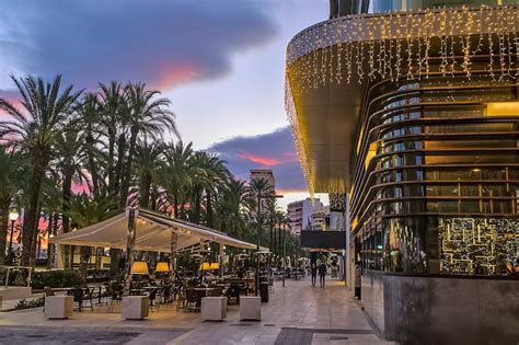 10 Best Things to Do After Dinner in Alicante - Where to Go in Alicante at Night? – Go Guides