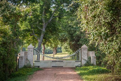 Longwood Farm Landscape & Gardens - Curtis & Windham Inc.