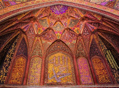 Beautiful Interior Design and Architecture in Wazir Khan Mosque Lahore