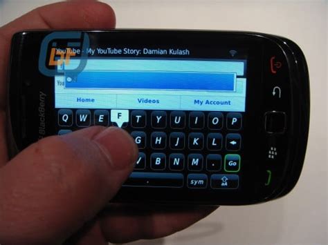 BlackBerry Bold 9800 Slider Pictured with Virtual Keyboard