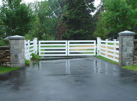 Wooden Driveway Gates | Tri State Gate