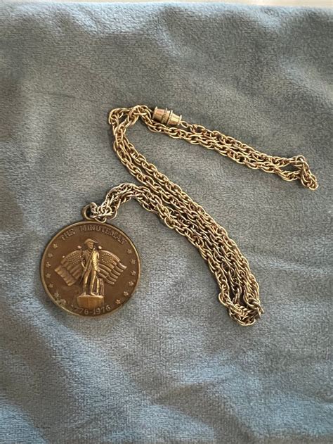 "USA Bicentennial 1776-1976 The Minuteman Collectable Necklace with ...