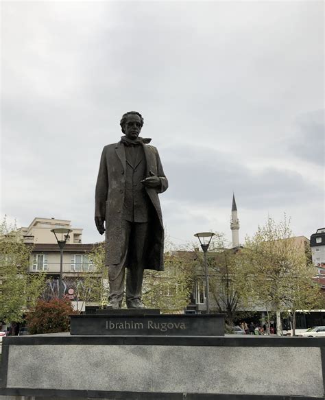 Ibrahim Rugova Statue – Oral History Kosovo