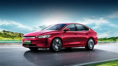 BYD Qin L PHEV sedan exposed with 90 km EV range