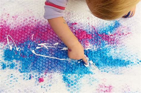 Brilliant Bubble Wrap Crafts for Kids - Crafty Kids at Home