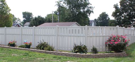 Vinyl Semi-Privacy Fences - Swiss Valley Fence