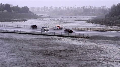 California: Storm Hilary brings record-breaking wind and torrential ...