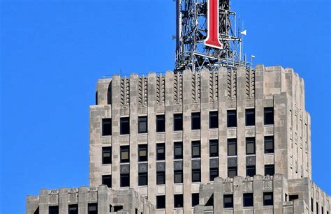 First National Bank Building in Saint Paul, Minnesota - Encircle Photos