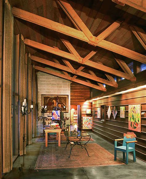 Tour a Frank Lloyd Wright home in Lakewood