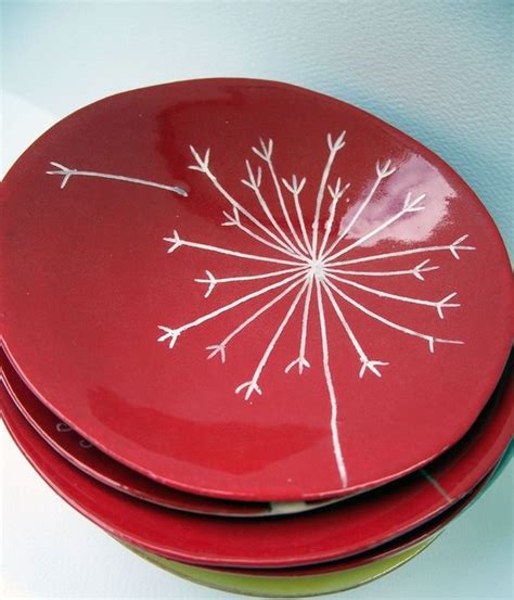 Red Plates | Red plates, Plates, Flower plates