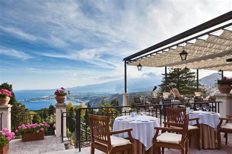 Top 10 Romantic Restaurants in Taormina | Travellector