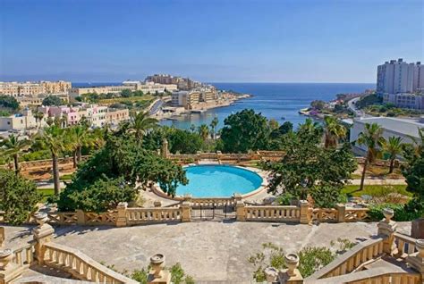 Exclusive Venue with a view on St-George’s Bay in Malta – Ria Mooijaart & Partners