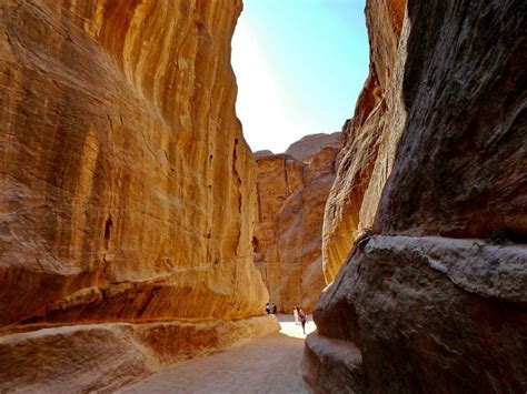 Al Siq Canyon at Petra | the siq of petra | Siq information