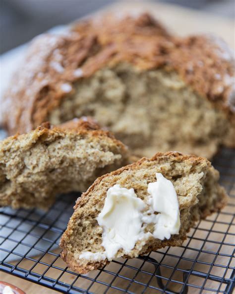 Irish Whole Wheat Soda Bread – A Pinch of Saffron