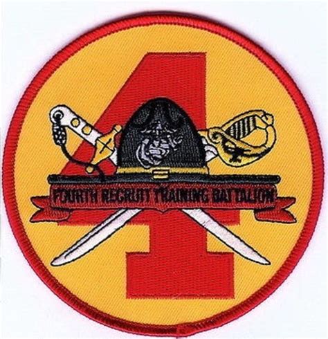 USMC 4th Recruit Training Battalion Patch for FEMALE Marines 4th RTB ...