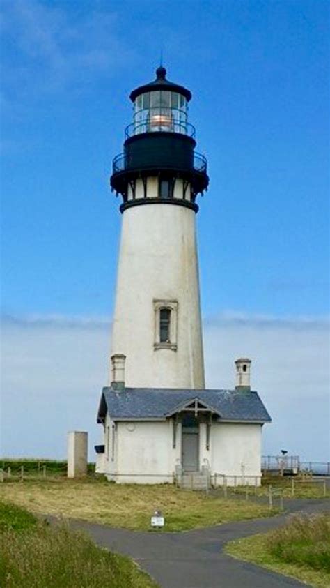 Yaquina Head Lighthouse, Newport, Oregon | Lighthouse, Oregon, Newport