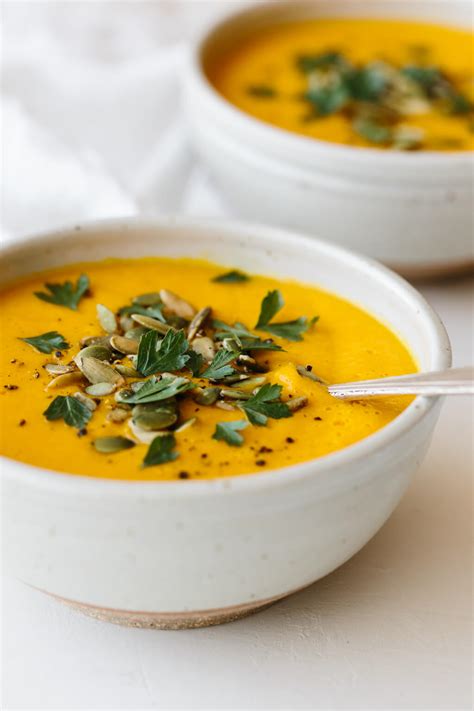 Roasted Butternut Squash Soup | Downshiftology