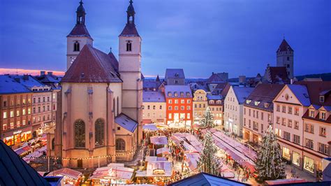 Christmas on the Danube - 2024 Dates & Pricing - Budapest to Regensburg ...