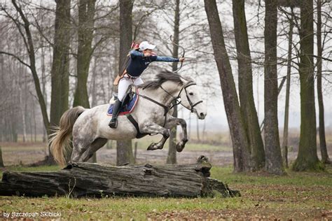 Horseback Archery: Strength, Courage and Precision at Full-Gallop