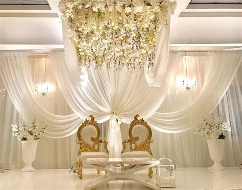 Fantasyland Hotel - Venue - Edmonton - Weddinghero.ca