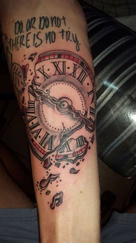 Broken Clock Tattoo Meaning: Unraveling the Symbolic Depth