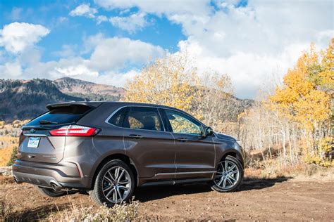 2019 Ford Edge Titanium: Getting a little better - CNET