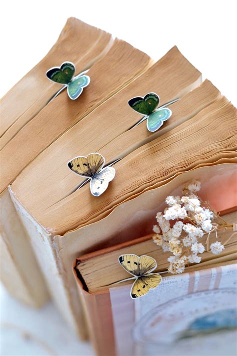 Free Printable Bookmarks with 3D Butterflies! | Handmade bookmarks diy ...