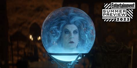 First Look at Jamie Lee Curtis as Madame Leota in Disney's HAUNTED MANSION and New Insight ...