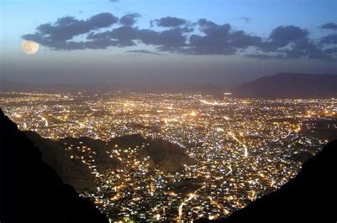 Quetta | Quetta, Wallpaper display, Pakistan culture